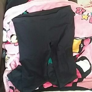 Black leggings